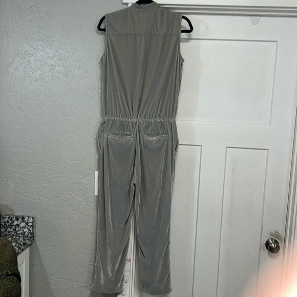 WILDFANG THE EMPOWER VELVET JUMPSUIT SMALL - Picture 9 of 14